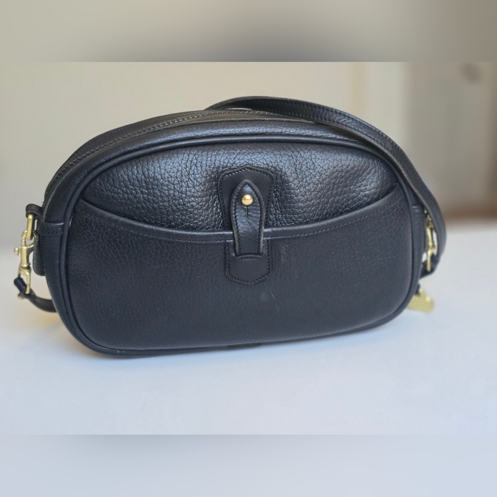 Dooney and Bourke awl leather camera crossbody Bag - Picture 4 of 14